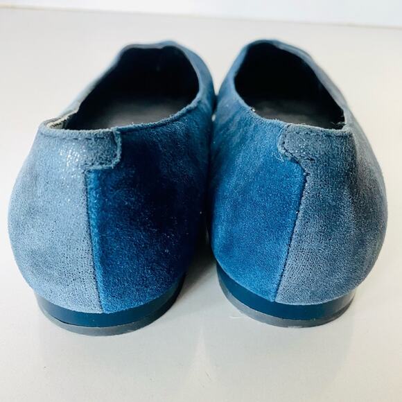 NEW DONALD J PLINER Two Tone Navy Blue Silver Metallic Pointy Toe Flats Shoes 7 - Picture 4 of 10